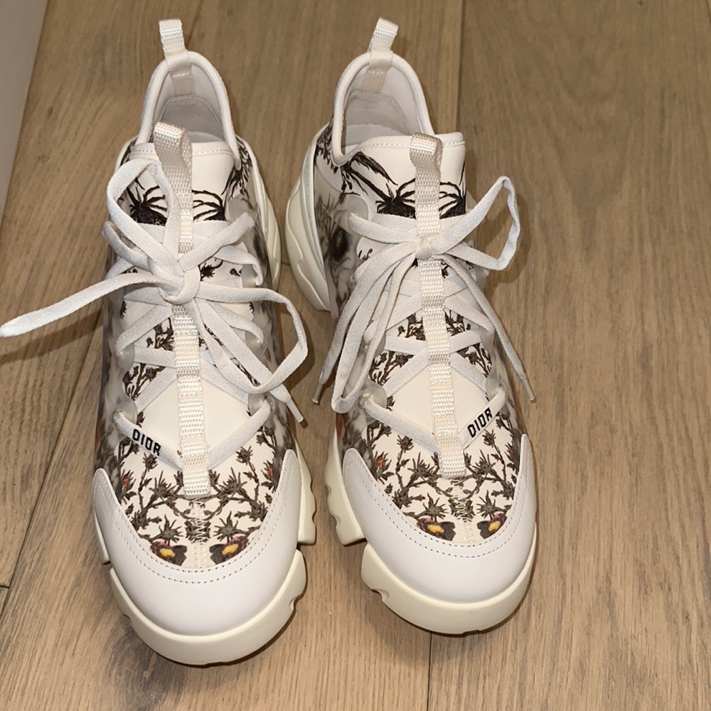 Christian Dior D-connect sneakers